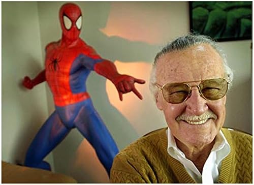Stan Lee, Nagy Mosoly, a Spider-man Mögött, 8 x 10 Inch-Fotó