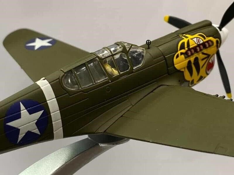 Corgi Curtiss P40-E Warhawk USAAF 343RD FG 11 FS ALEUT Tigrisek ALEUT-Szigetek 1943 Limited Edition 1/72 FRÖCCSÖNTÖTT